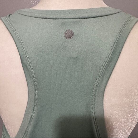 Yogalicious light green workout tank size XXL - Picture 3 of 5